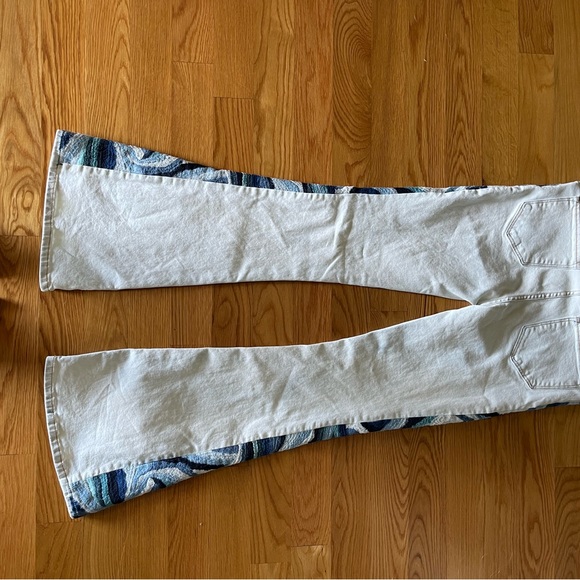 NWT .. Driftwood FLARE multi-color jeans (RARE) size 28 - Picture 2 of 6